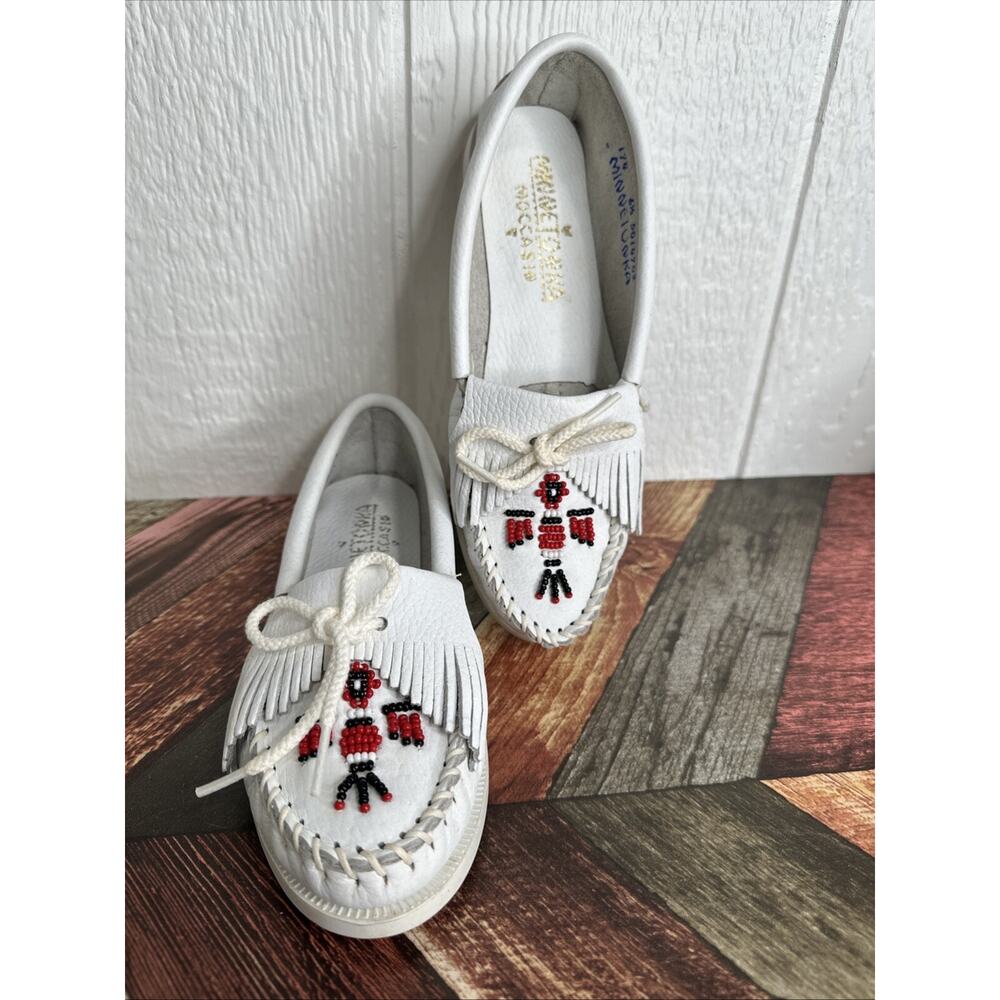 Minnetonka Women's Thunderbird Moccasin Size 6.5 M US GENLTY USED With Original